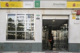 Si no cobras más de 1.300 euros al mes puedes compaginar el trabajo con esta ayuda del SEPE