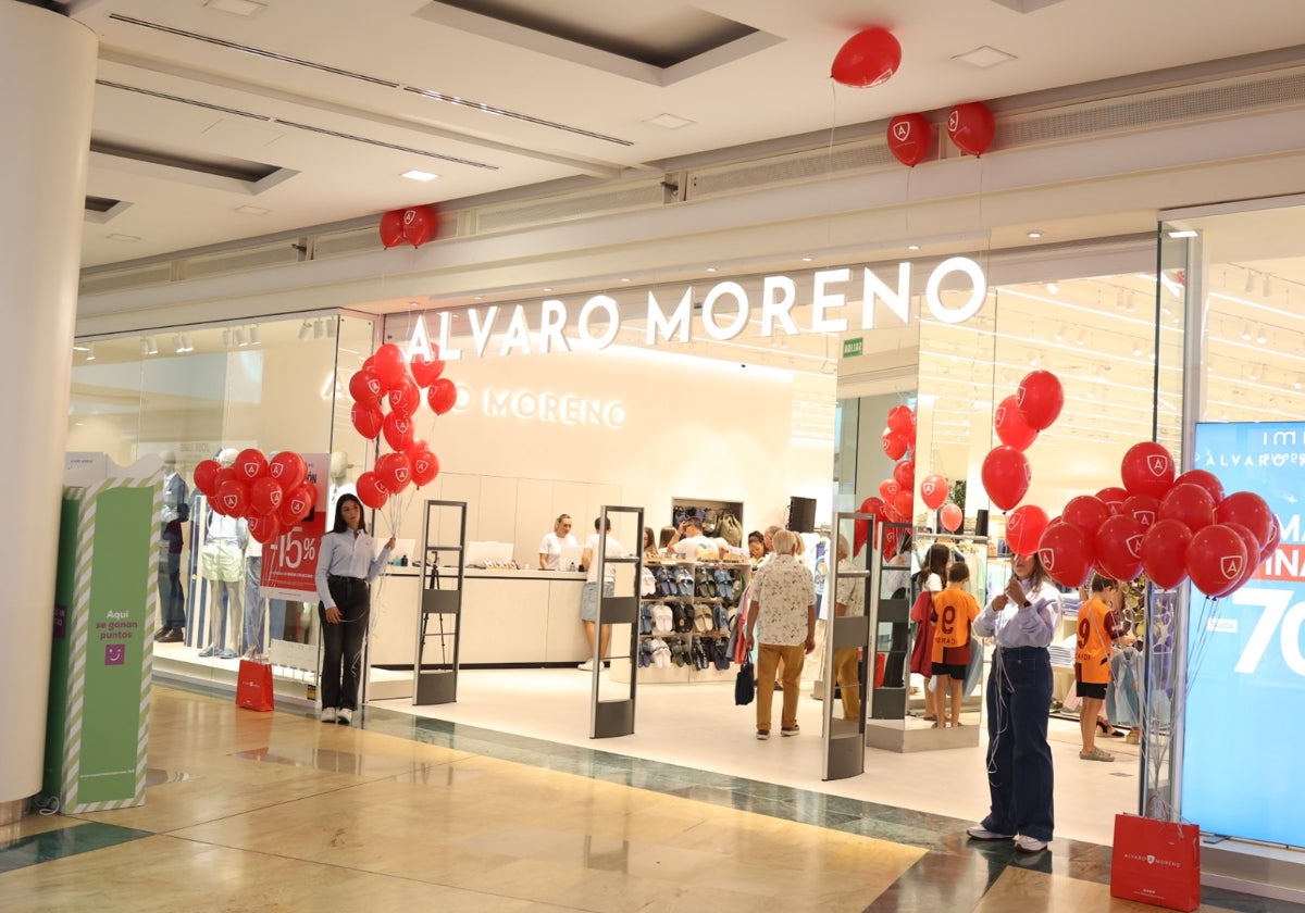 Álvaro Moreno inaugura su tienda más grande de Cádiz en Puerta Europa, su primera en el Campo de Gibraltar