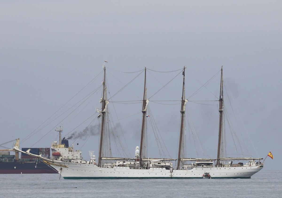 El buque Juan Sebastián Elcano en Panamá