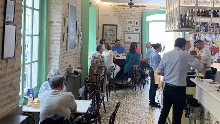 Taberna Las Banderas en la capital gaditana