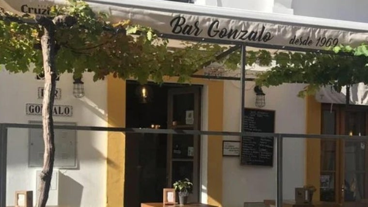 Terraza exterior del Bar Gonzalo en El Puerto de Santa María (Cádiz)