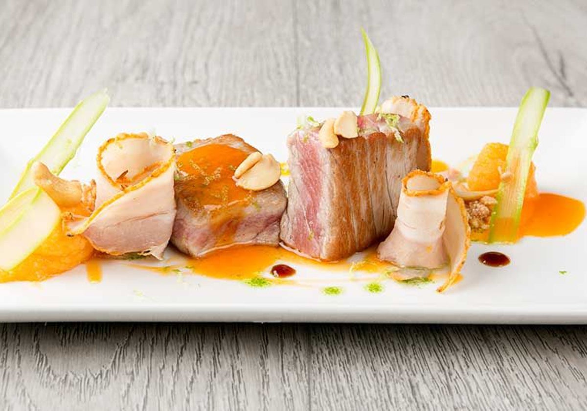 Uno de los veinte platos de atún que ofrecen en la carta de El Campero, Barbate