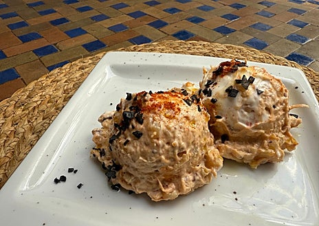 Imagen secundaria 1 - Propuesta de platos tradicionales en el Bar Cádiz de Medina Sidonia