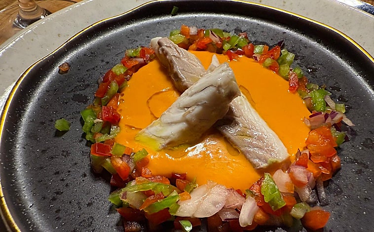 Imagen principal - Selección de platos de la carta en Calachica durante ayer