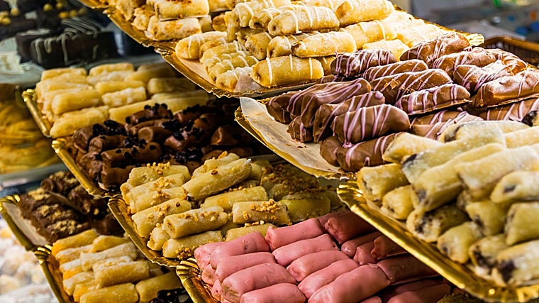 Dulces de Todos los Santos en Confitería Maype (Cádiz)