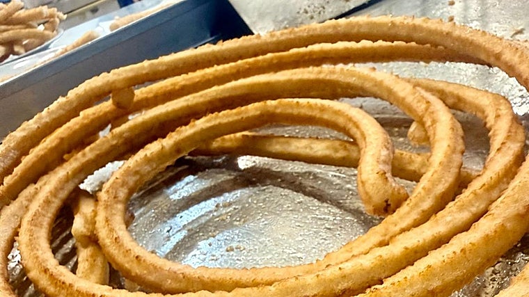 Rueda de churros en el Bar Stop