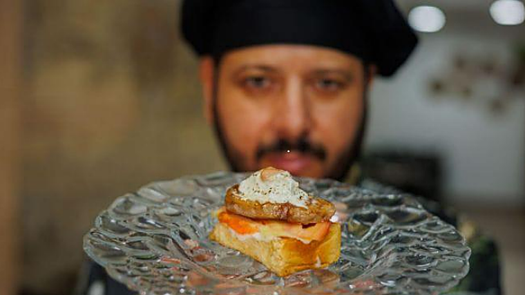 Asociación gastro vinícola del atún ' Devuélvelo Guindón' de Santiago