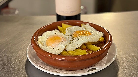 El Quite abre en Cádiz: la nueva taberna de barrio que quiere recuperar los sabores de siempre