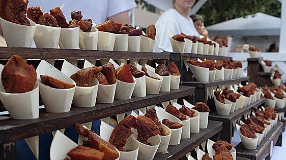 Chiclana repartirá esta semana 170 kilos de chicharrones gratis en su Fiesta del Chicharrón 2026