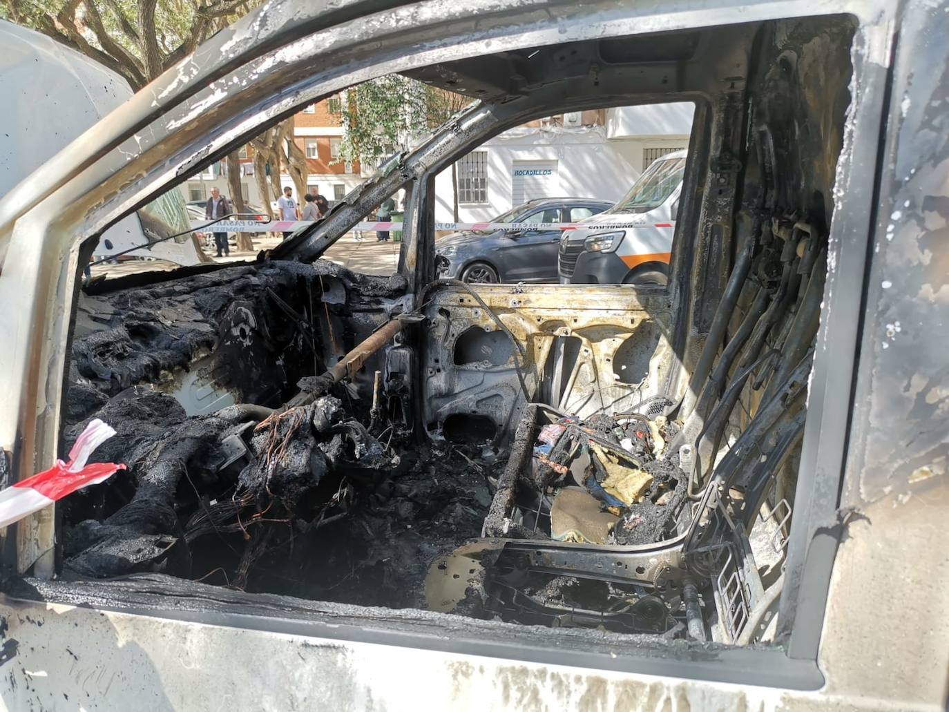 Así ha quedado el interior del vehículo.