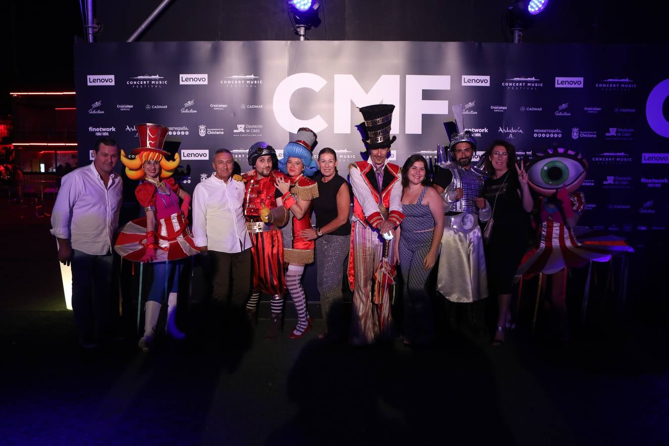 Búscate en el concierto de Save the Queen en Chiclana