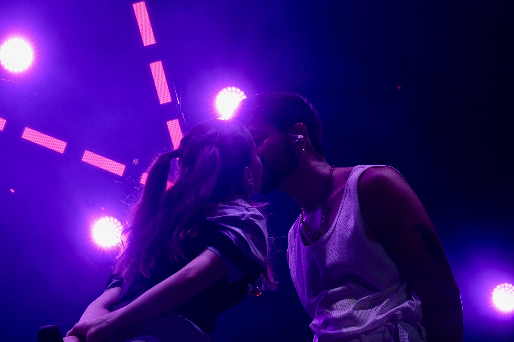 En imágenes: La tribu de Camilo inunda de amor el Concert Music Festival