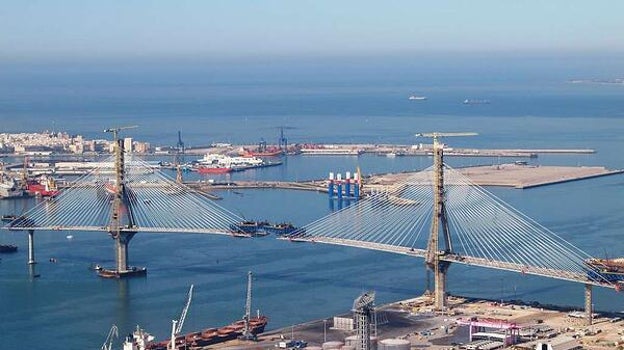 Imagen antes - Dos perspectivas del segundo puente de Cádiz