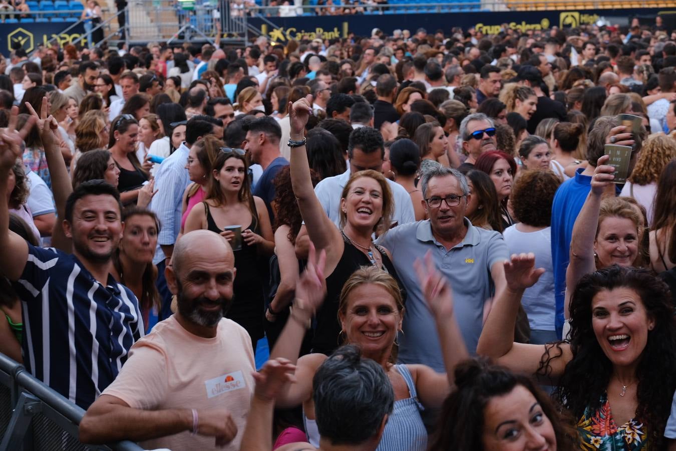 Concierto de Alejandro Sanz en Cádiz: Búscate en las gradas del estadio Carranza