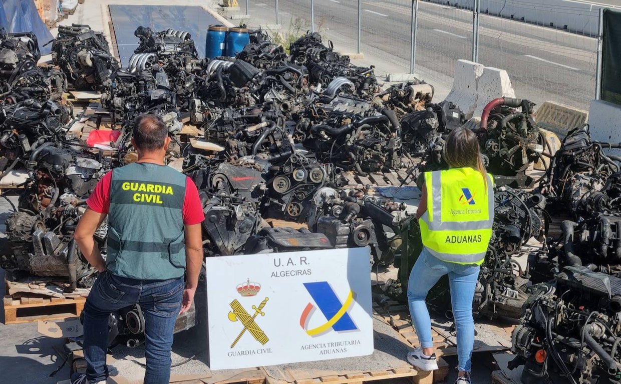 El material contaminante era ocultado dentro de contenedores para su transporte