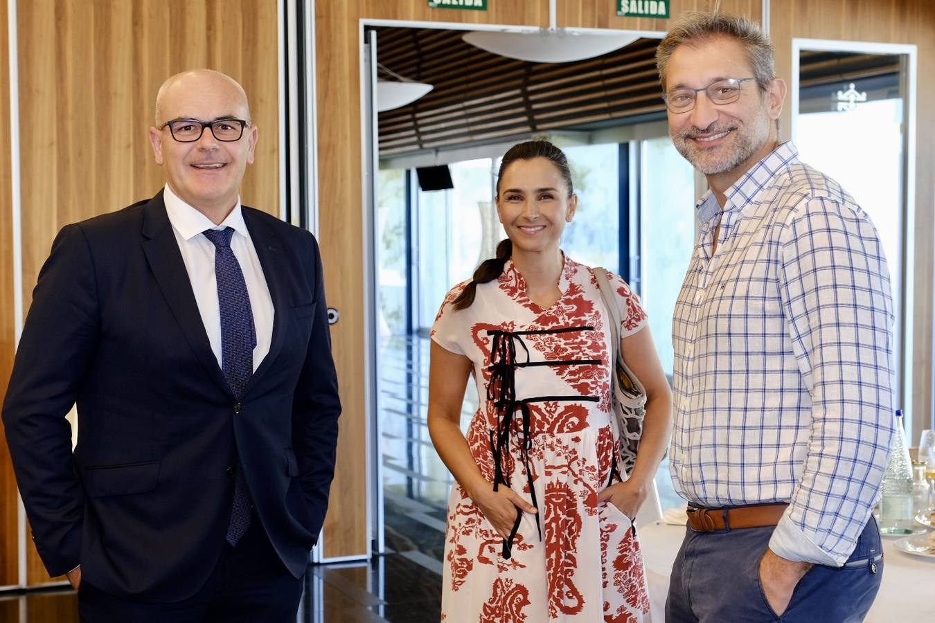 Fotos: Ambiente en la Mirada Económica de ABC y La Voz con Marta Crespo