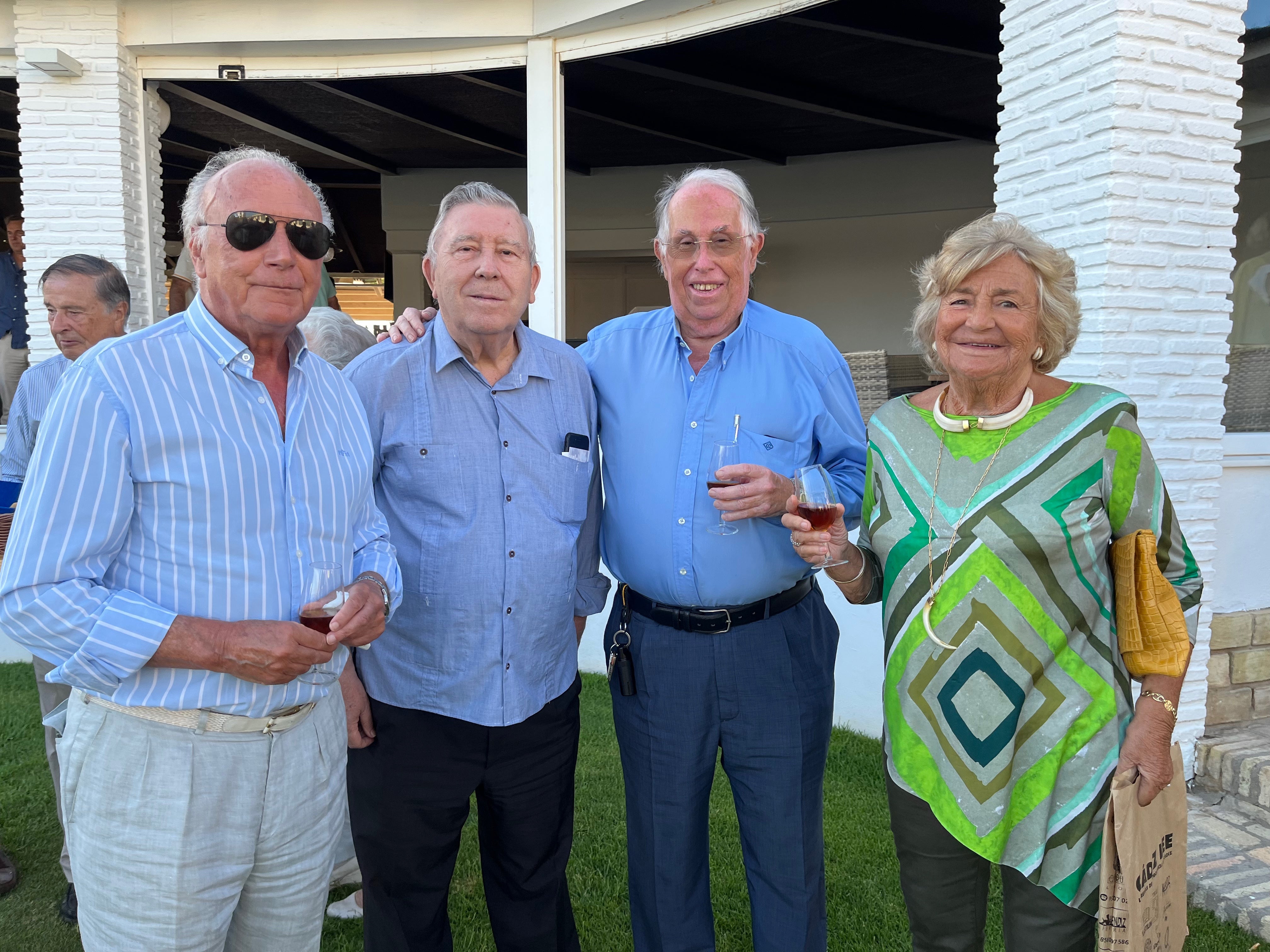 Fernando Delgado, Alfonso Pérez Moreno, Javier Pérez Moreno, Javier Pérez de Eurate y Mari Cruz Bargas.