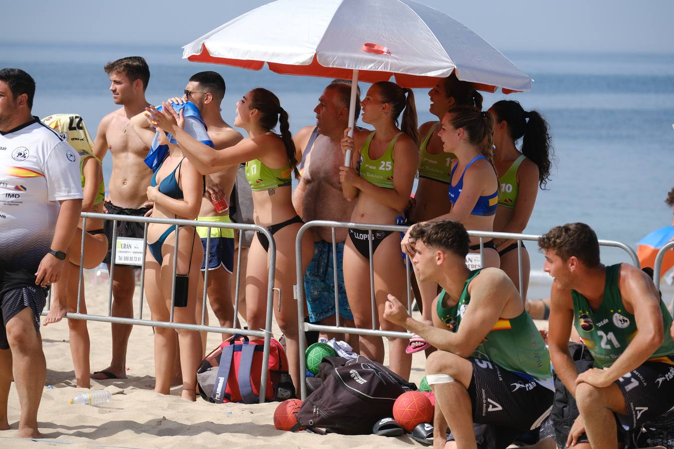 Cádiz acoge el Campeonato de Andalucía de Balonmano Playa