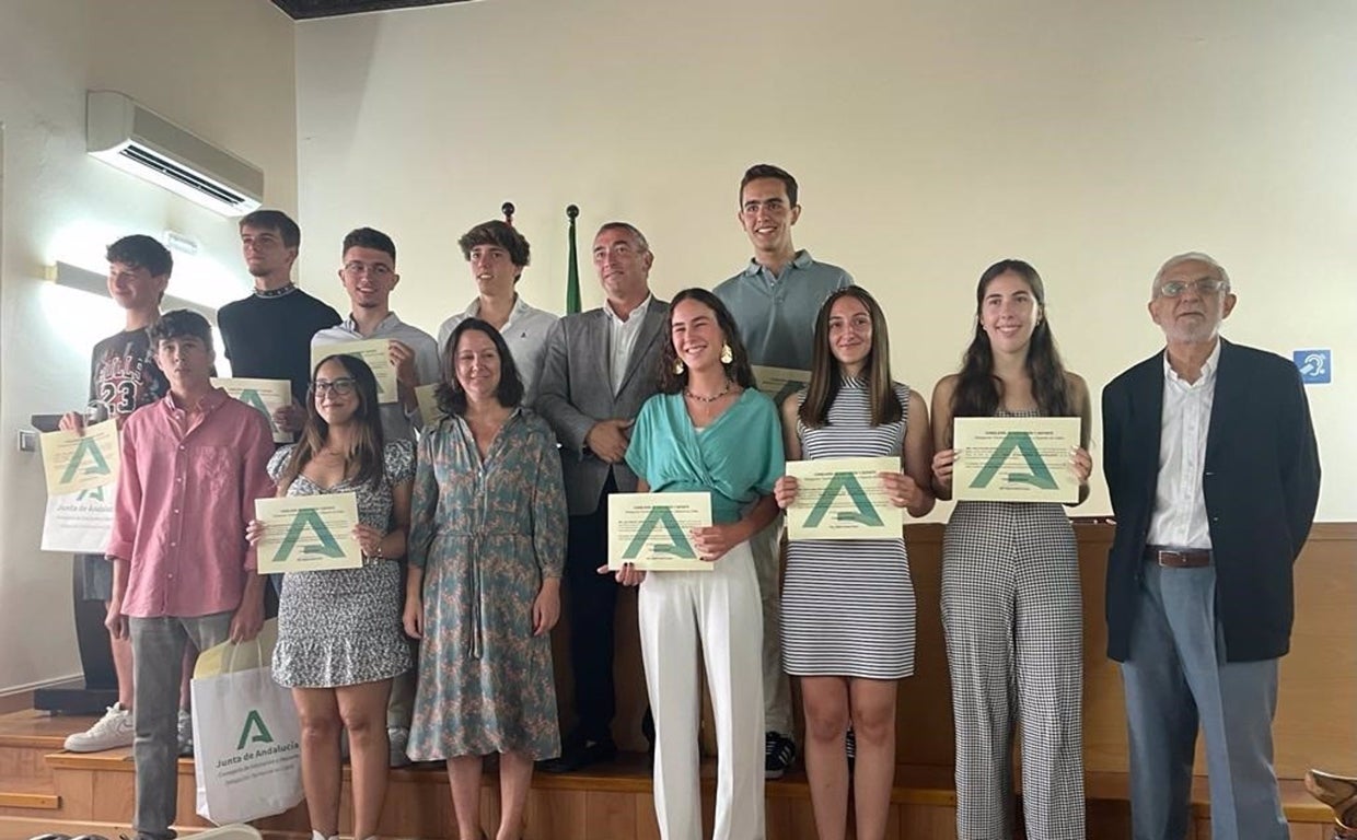 La Junta premia la excelencia académica de diez estudiantes de Bachillerato en la provincia de Cádiz