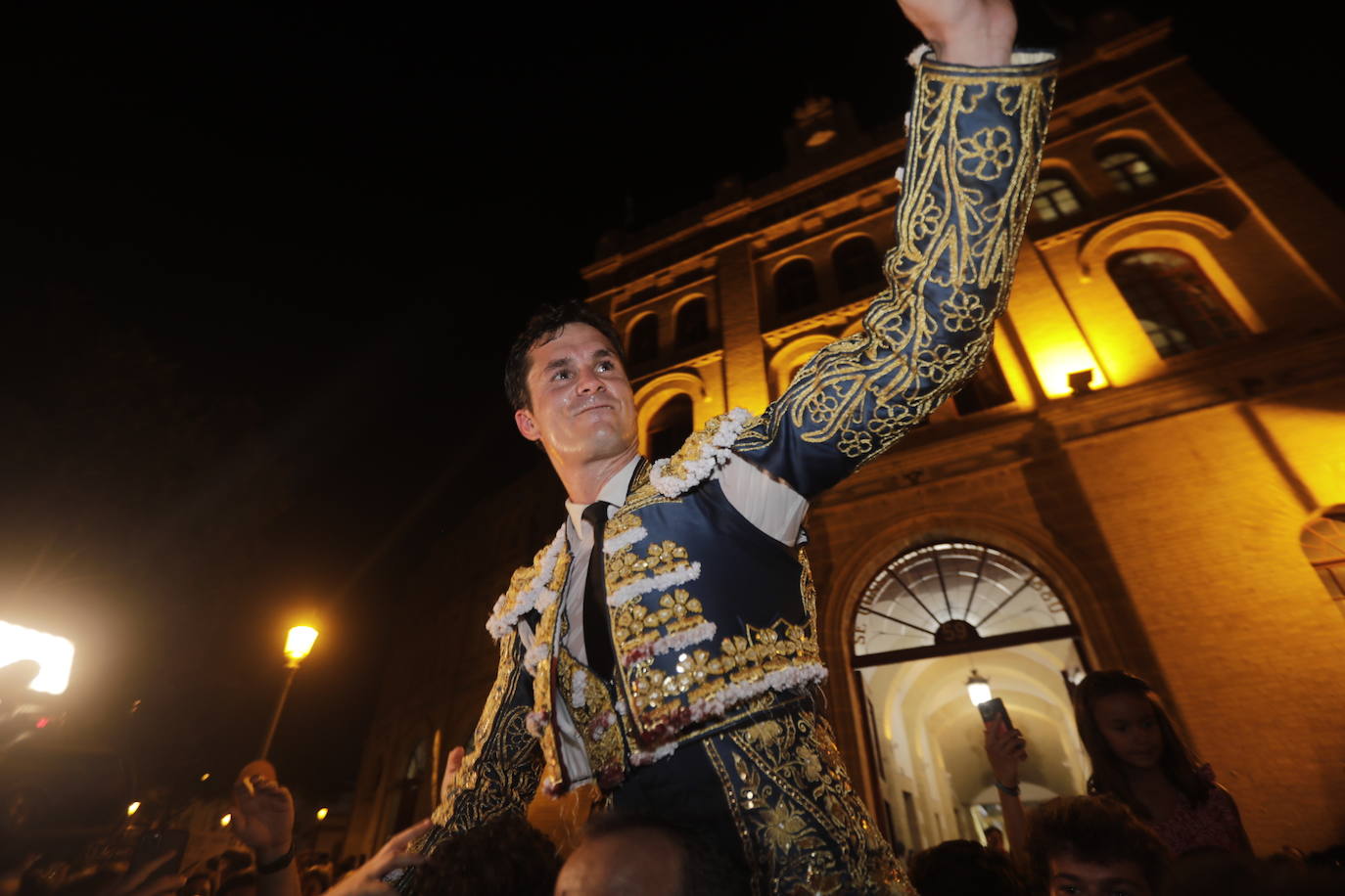 Las imágenes de la corrida de Morante de la Puebla, El Juli y Daniel Luque en El Puerto