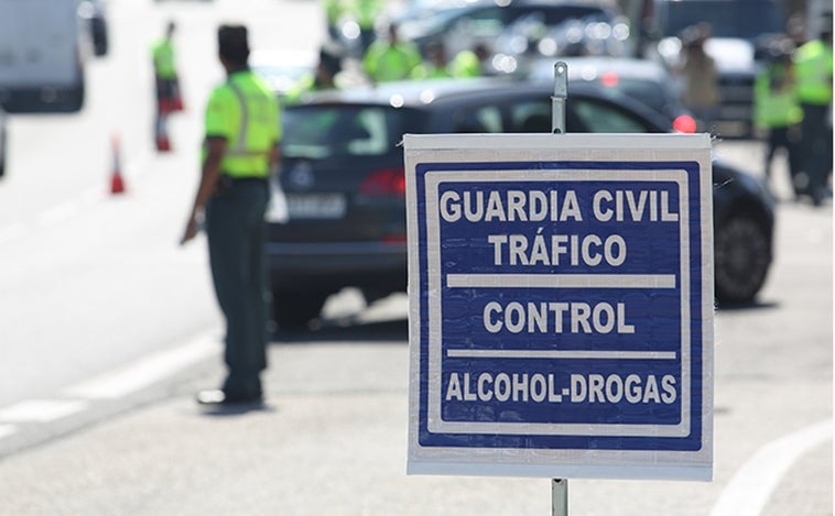 Tráfico realizará controles de alcohol y drogas en Cádiz ante el aumento de casos positivos