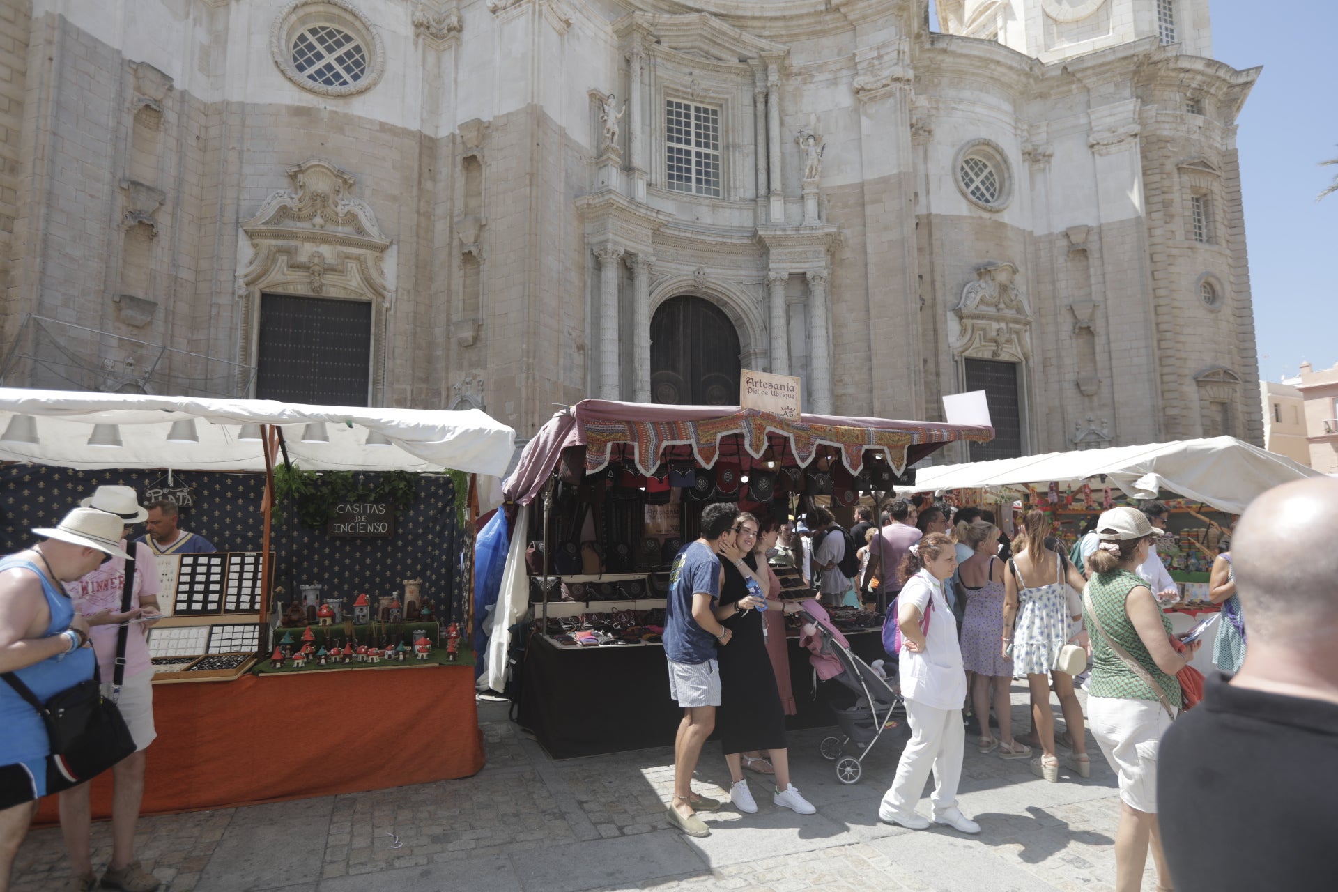 Fotos: el Mercado Andalusí llena Cádiz de color, sabor y olor