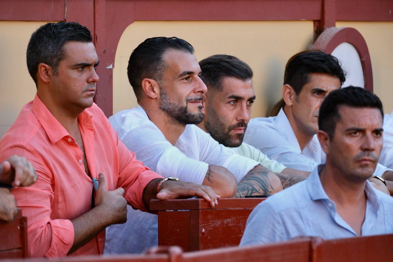 Escribano y Morilla triunfan en la interesante corrida torista de El Puerto