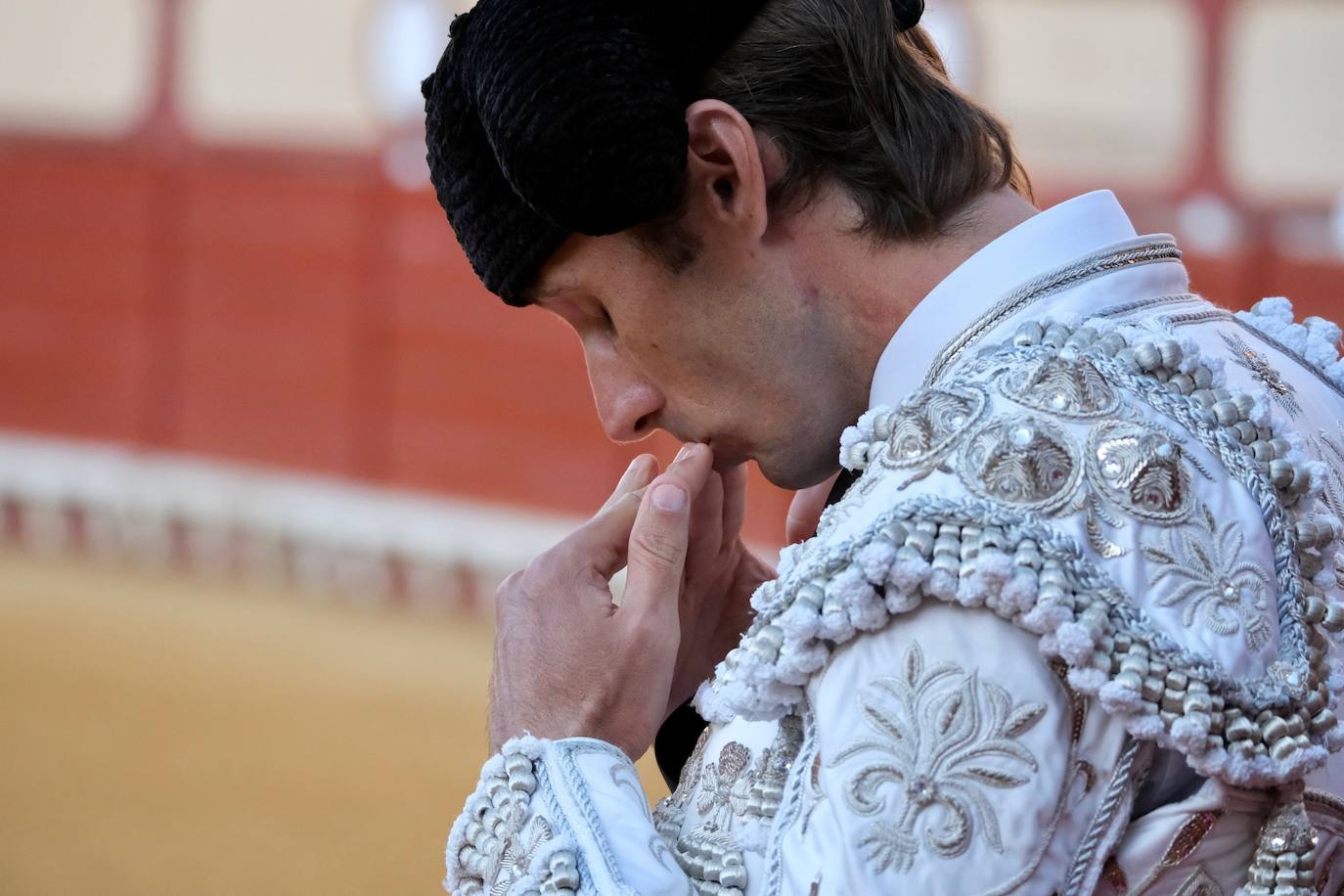 Escribano y Morilla triunfan en la interesante corrida torista de El Puerto