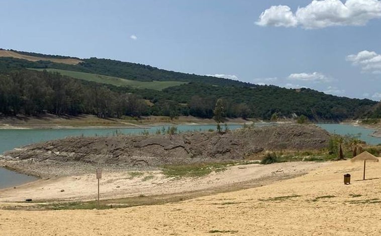 Cádiz, en alerta por la bajada de las reservas de agua de sus pantanos