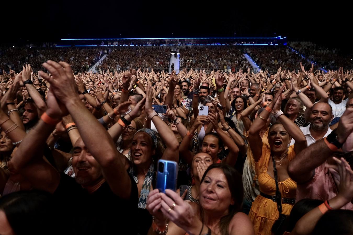 Las imágenes del concierto de Antonio Orozco en Chiclana