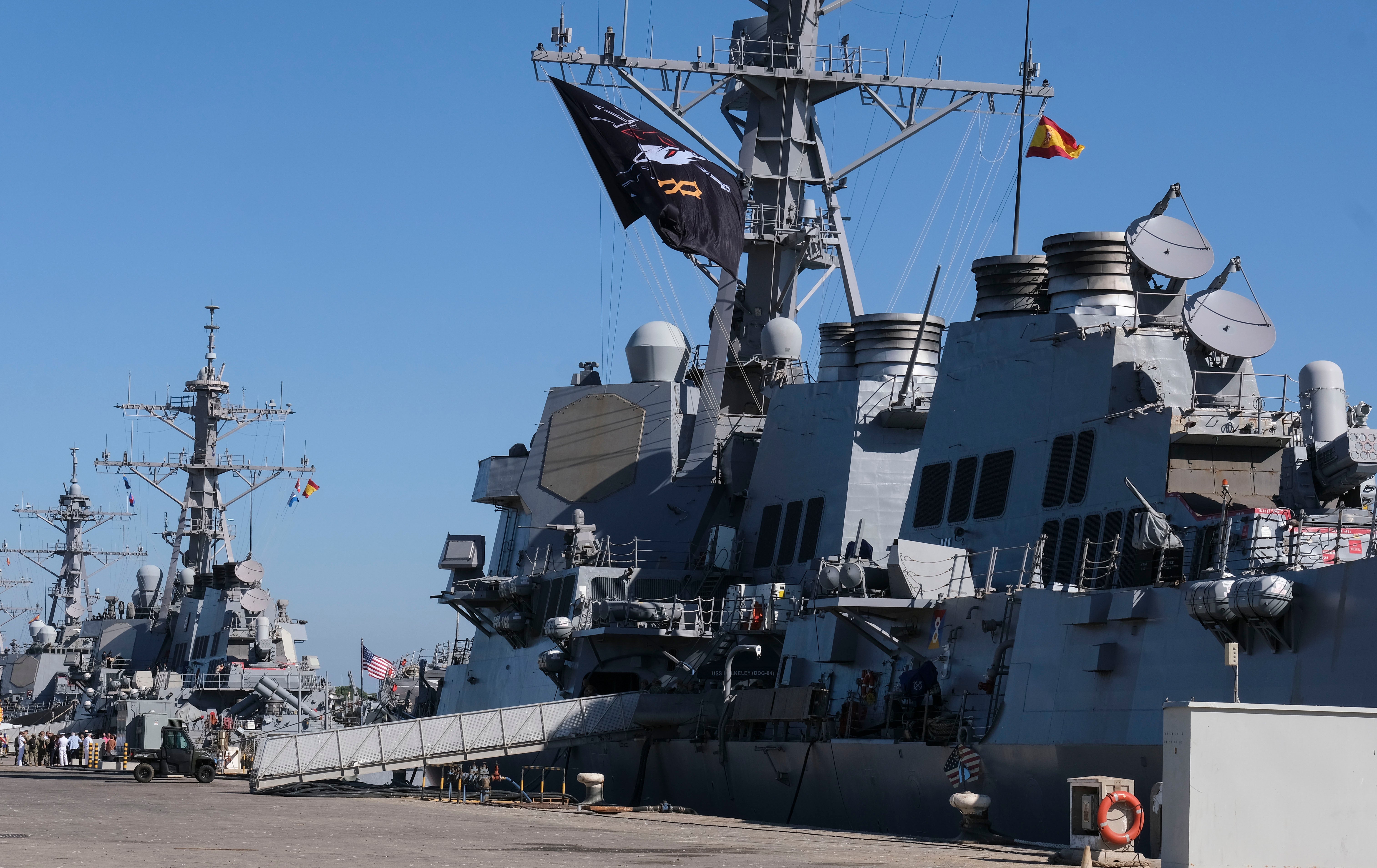 Fotos: la llegada del destructor norteamericano USS Bulkeley a la base de Rota