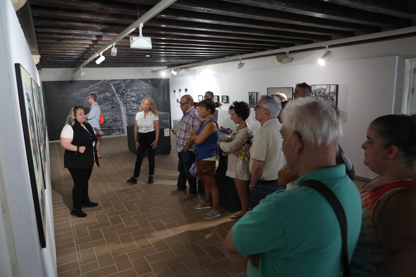 Las imágenes de la exposición sobre la explosión de Cádiz de 1947