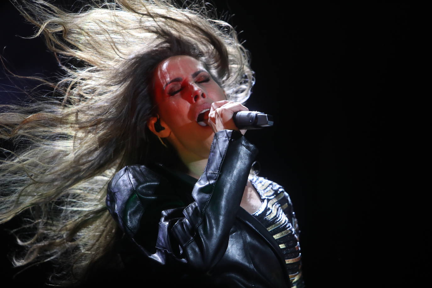 Así ha sido el concierto de Malú en Chiclana: garra y pasión