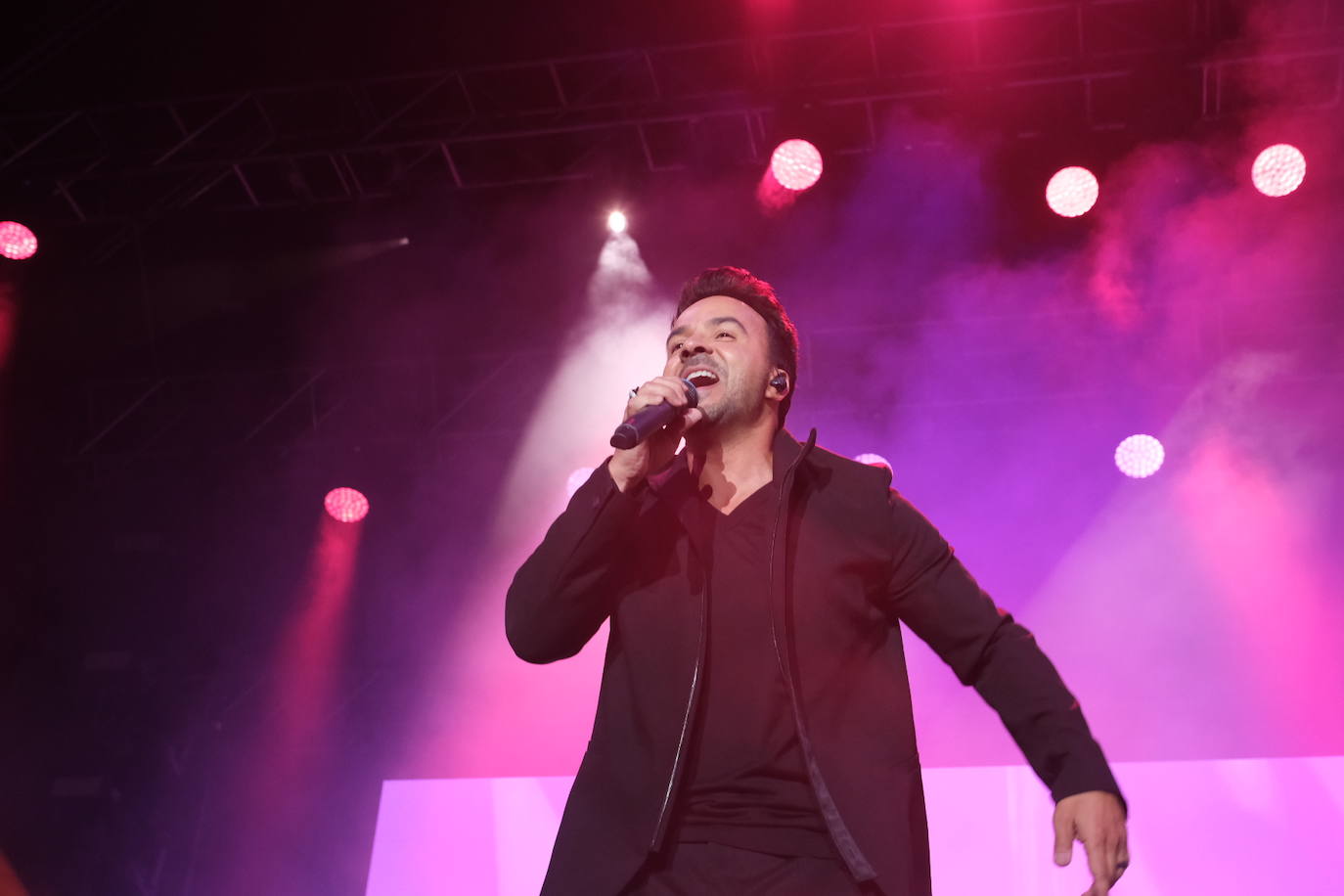 Las imágenes del concierto de Luis Fonsi en El Puerto