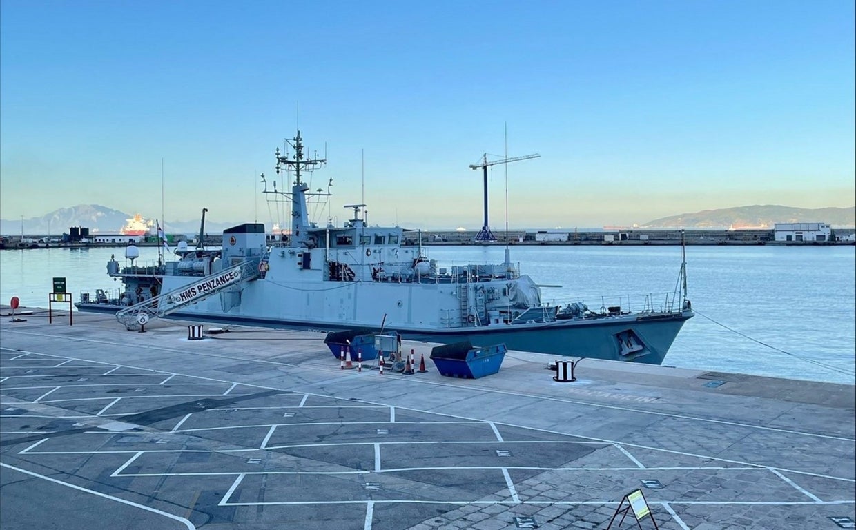 El buque cazaminas &#039;HMS Penzance&#039; llega a la Base Naval de Gibraltar