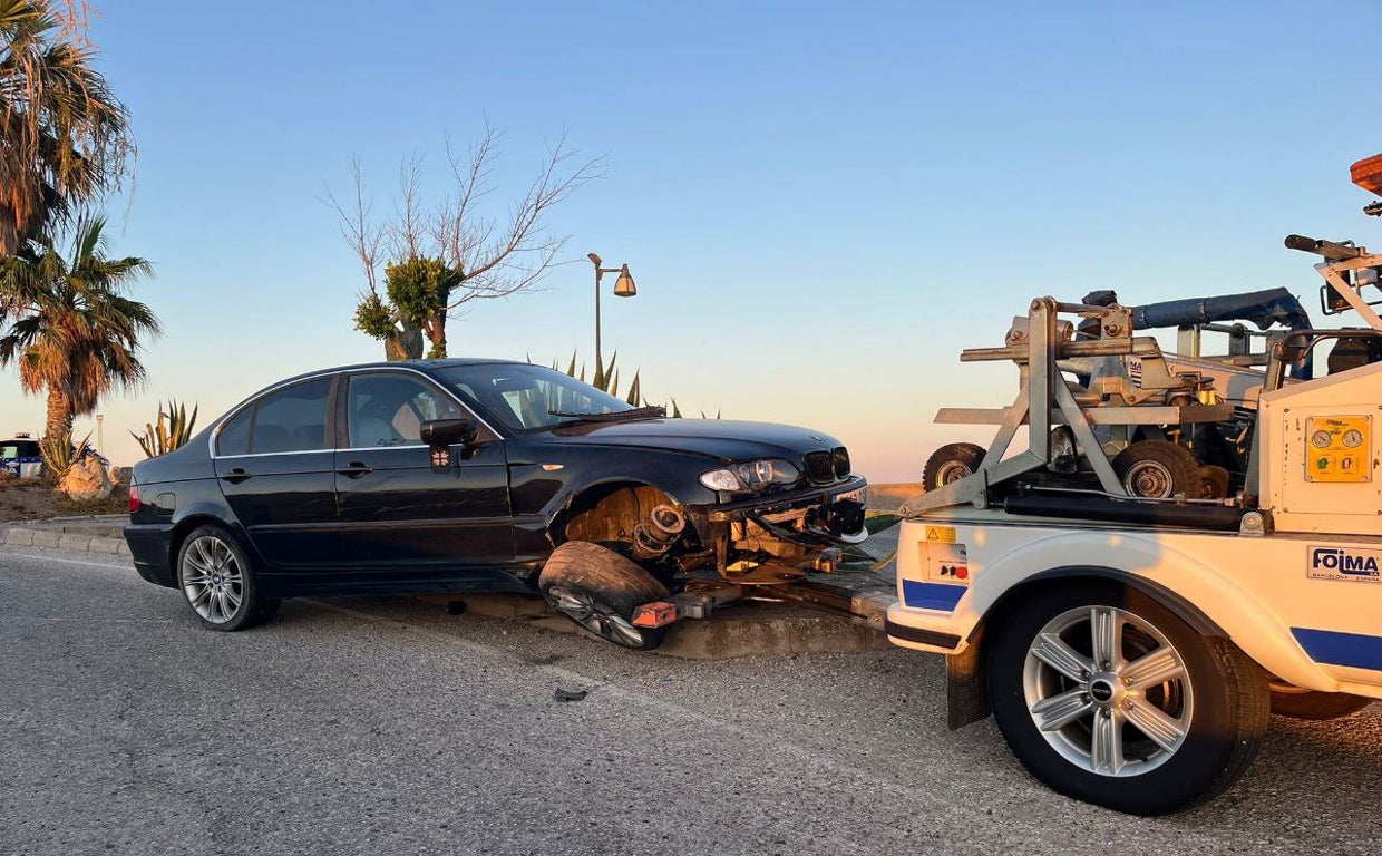 Detenido en Cádiz por duplicar la tasa de alcohol tras un accidente