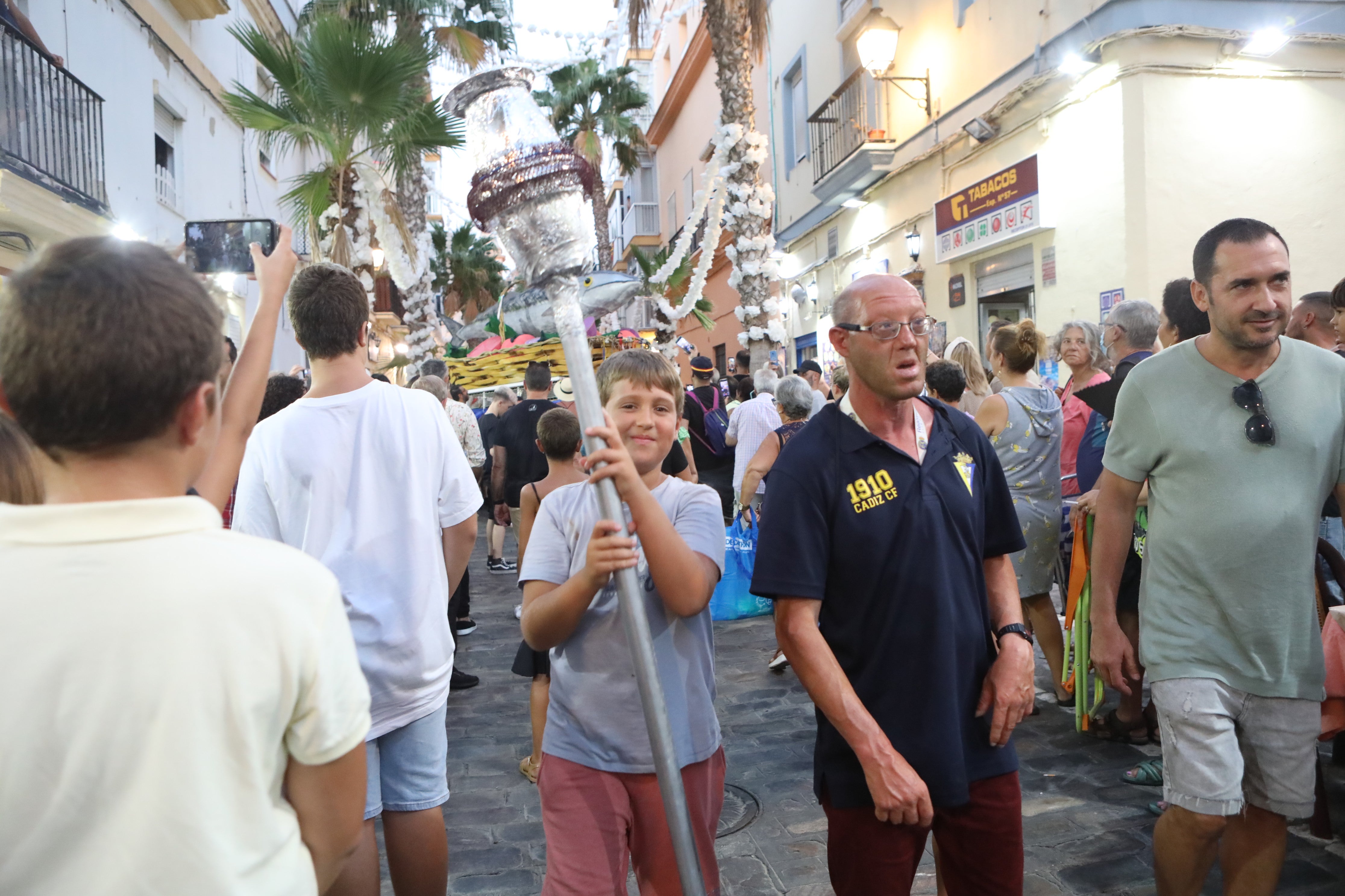 El entierro de la caballa, en imágenes: esta es la fiesta típica de Cádiz