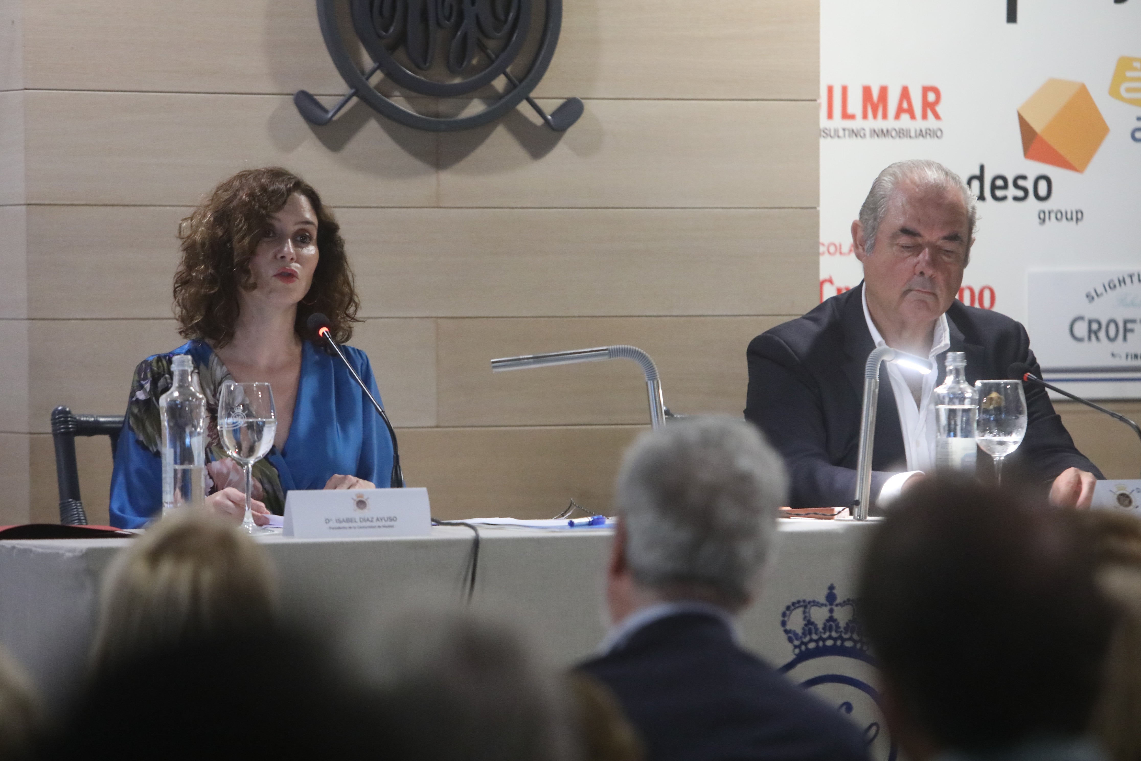 Fotos: Isabel Díaz Ayuso, en el Aula de Vista Hermosa de El Puerto