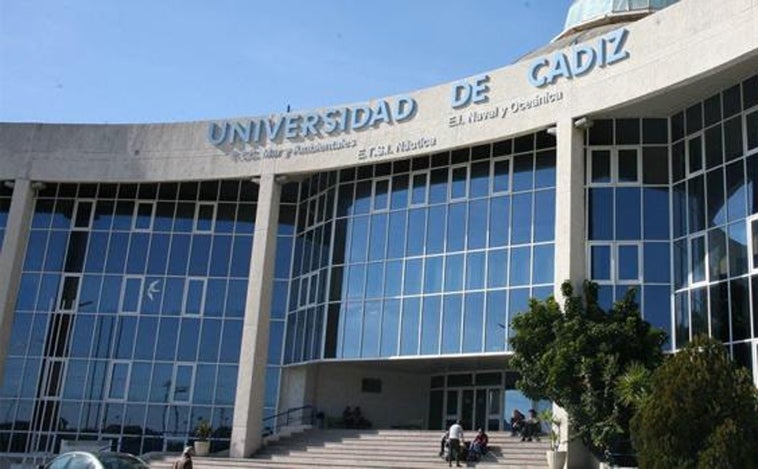 La Junta da luz verde a 100 plazas para personal de la Universidad de Cádiz