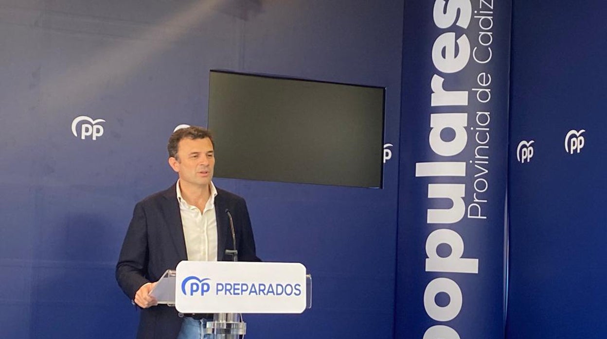 El ahorro familiar y Lógica, las líneas maestras fijadas en la vuelta al cole del PP en Cádiz