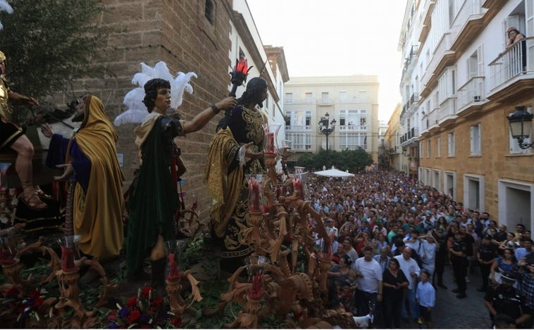 El Ayuntamiento y el Consejo Local de Hermandades y Cofradías celebran el éxito de la Magna