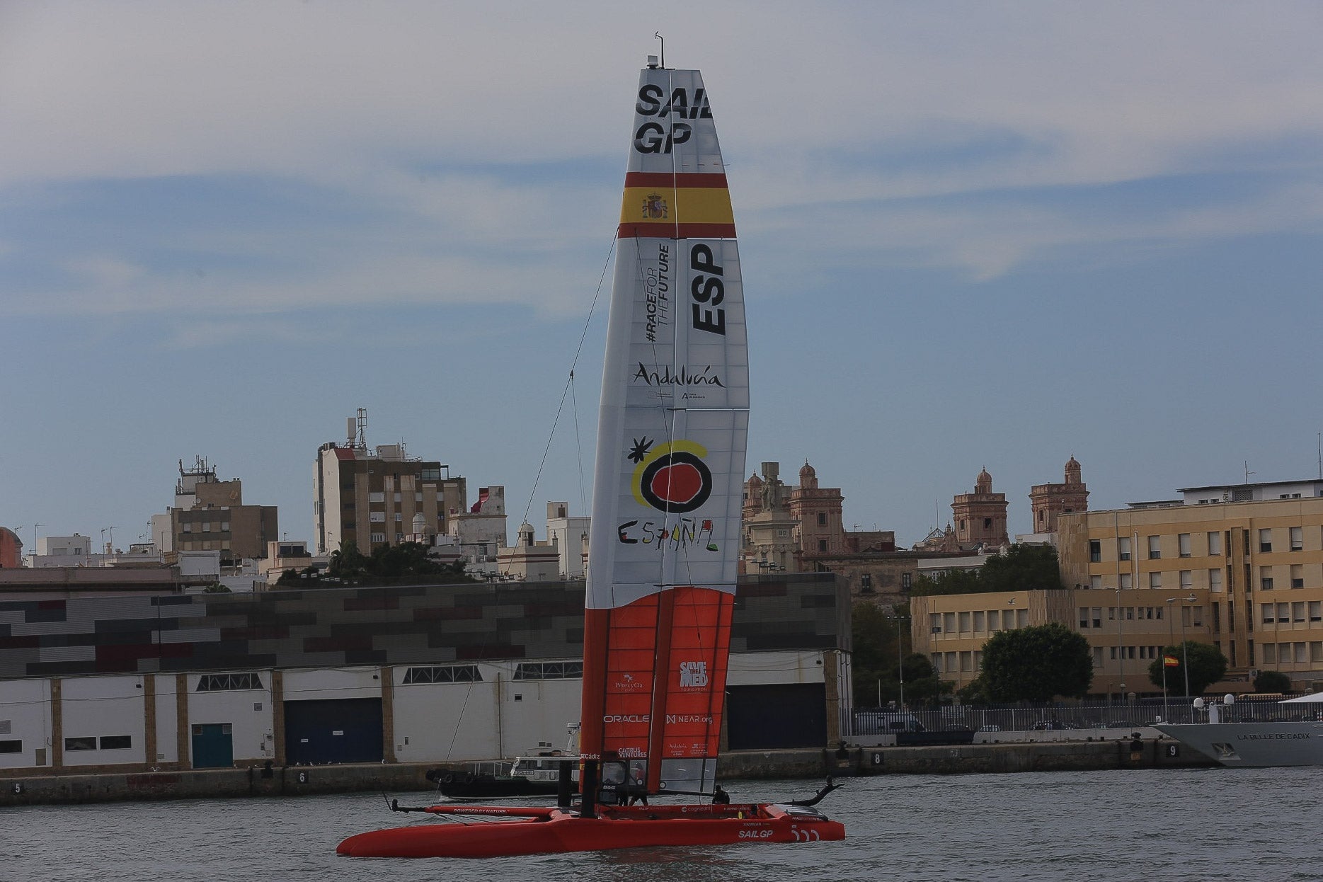 Búscate en las imágenes de Cádiz este domingo de SailGP