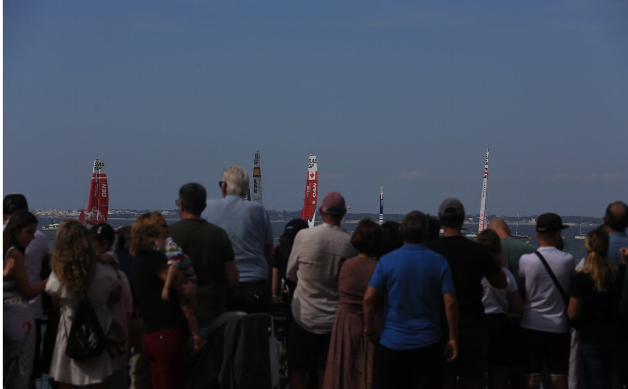 Kichi: «Cádiz ha vuelto a estar a la altura de un evento internacional de primer orden como la SailGP»