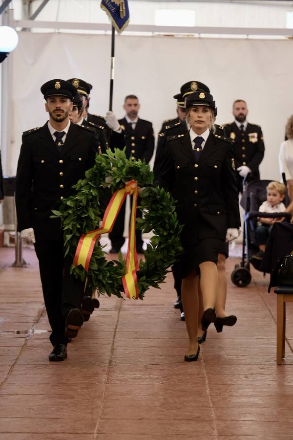 Fotos: Celebración del Día de la Policía Nacional en Cádiz