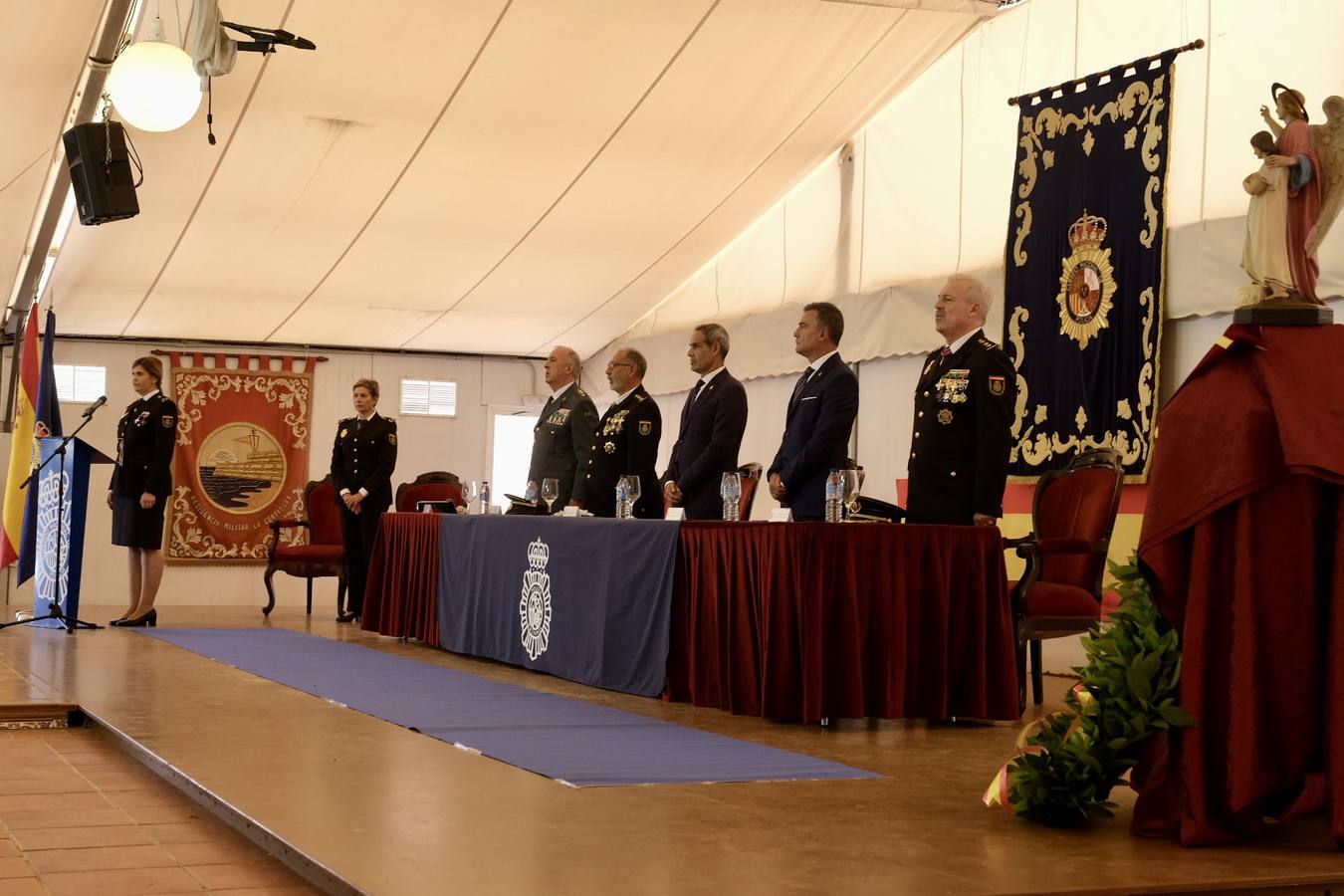 Fotos: Celebración del Día de la Policía Nacional en Cádiz