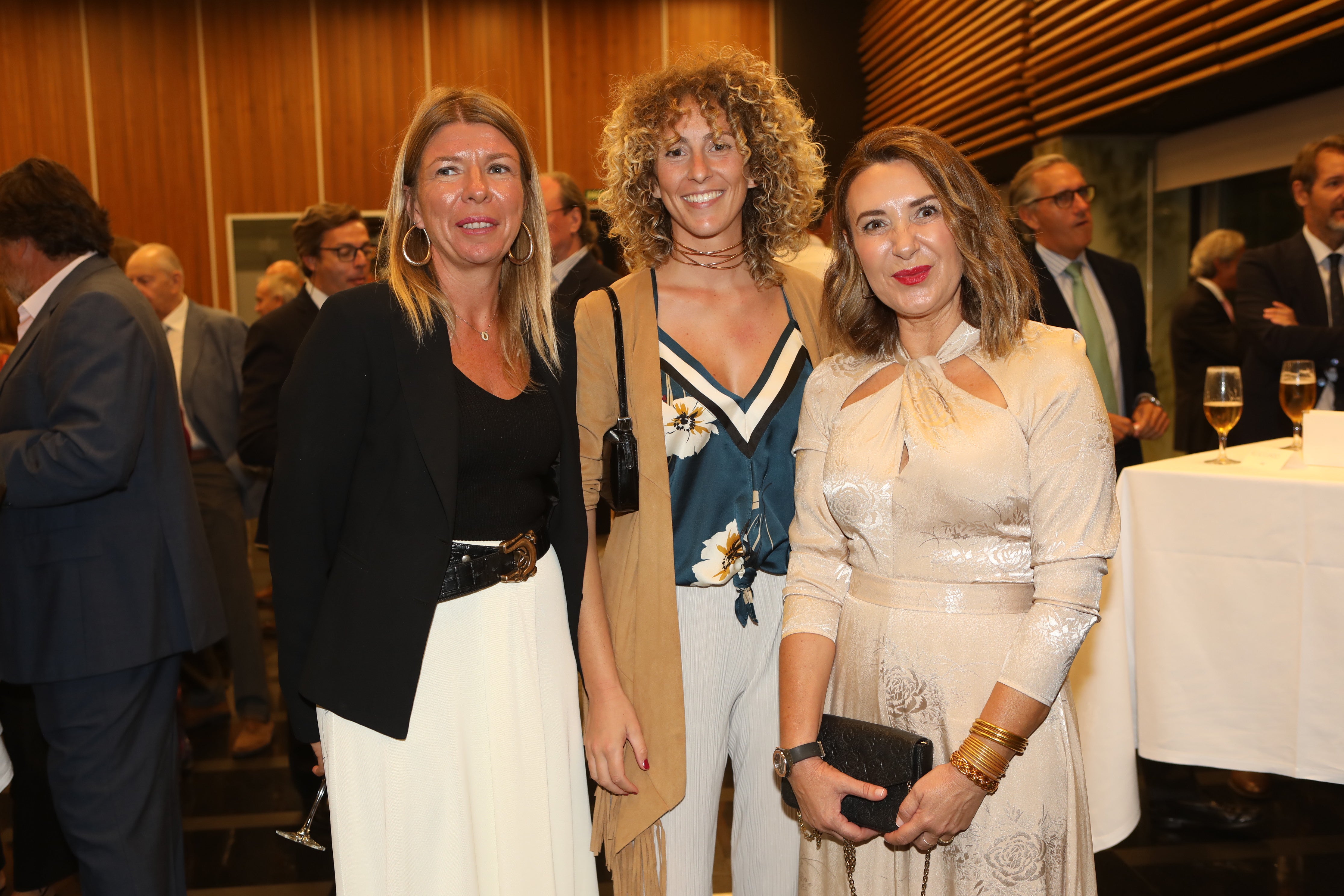 Mar Diez, Marta Alvárez y Milagros Cabral.