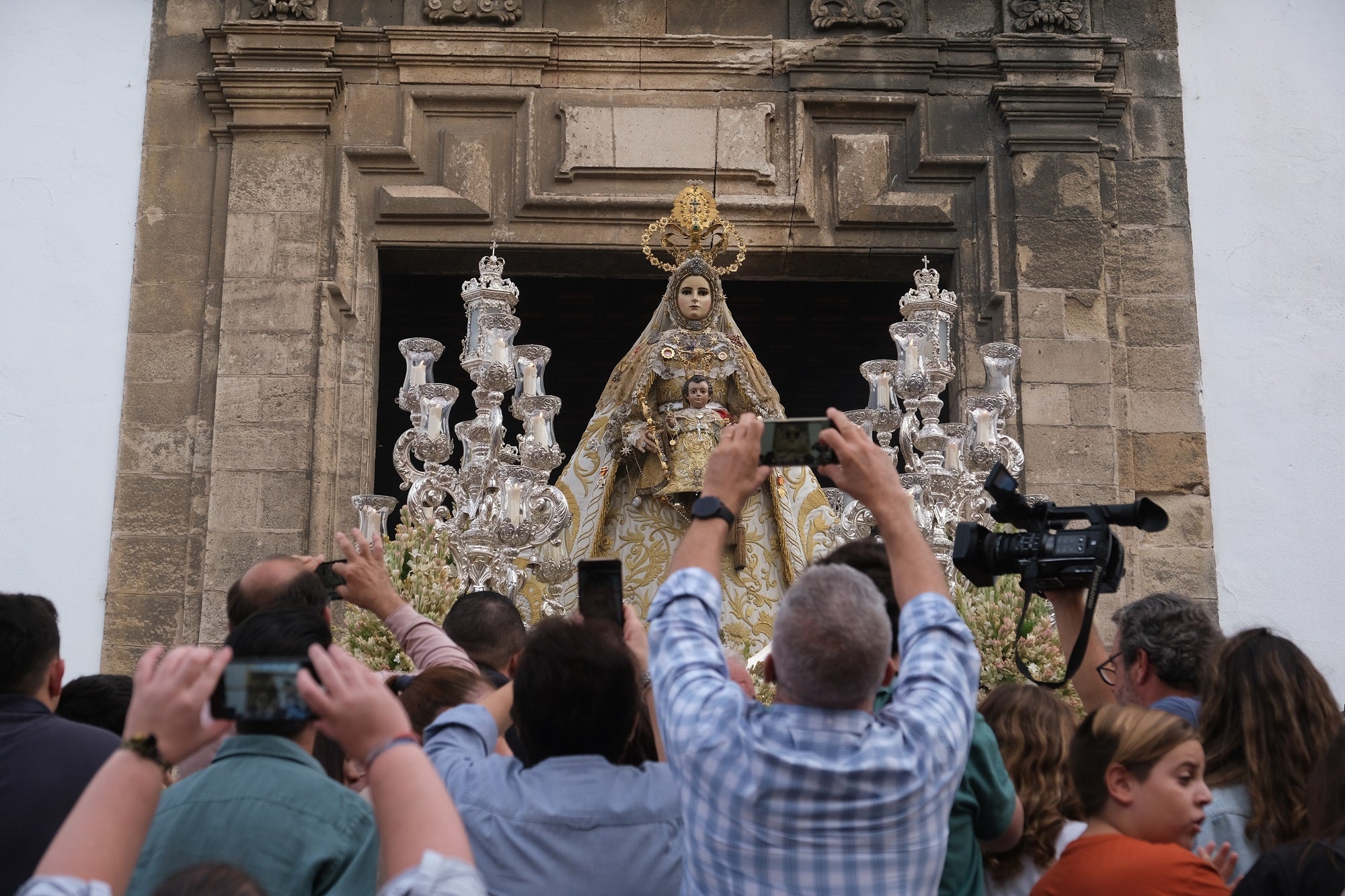 En imágenes: Procesión de la Virgen del Rosario