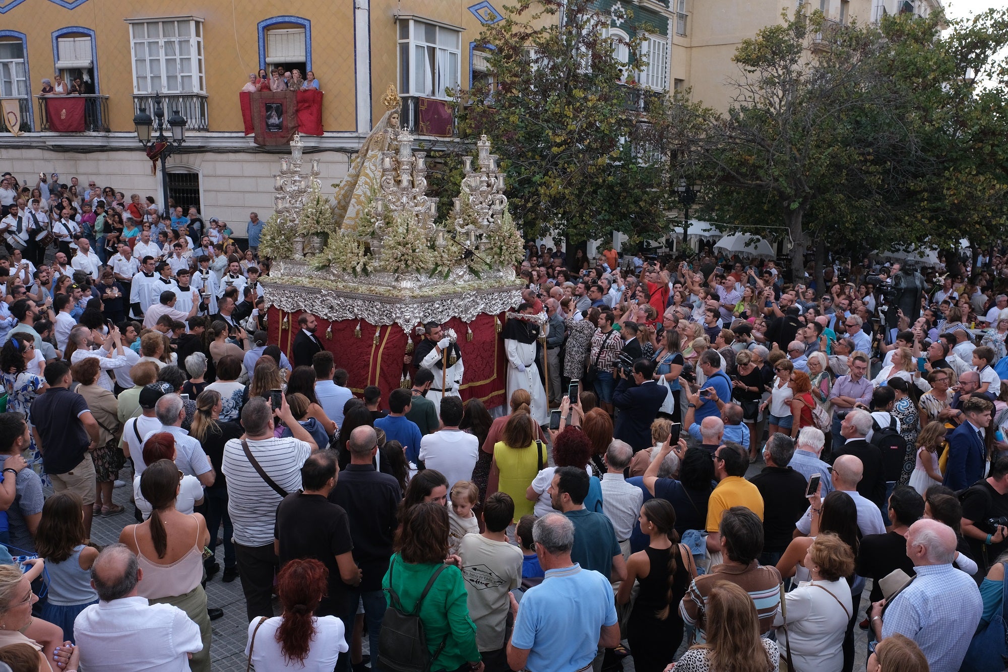 En imágenes: Procesión de la Virgen del Rosario