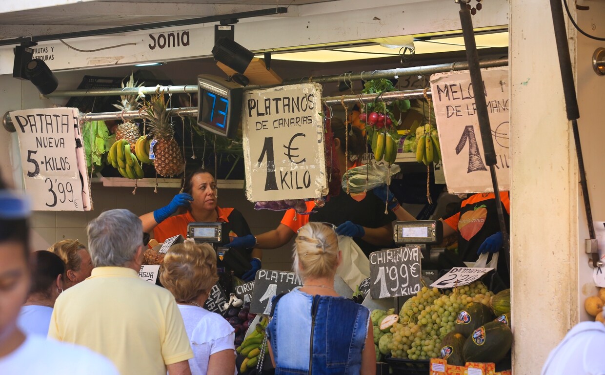 Frutería del mercado de abastos de Cádiz