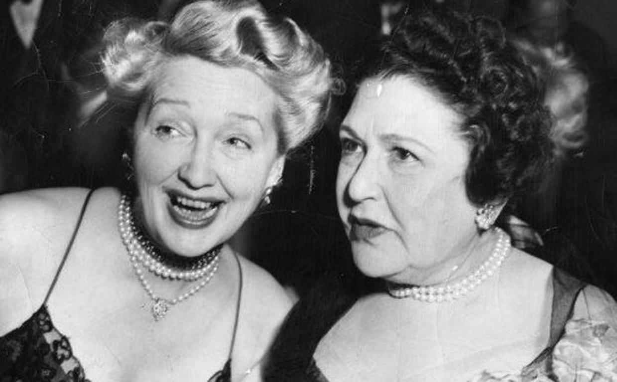 Hedda Hopper y Louella Parsons cuando aún se dirigían la palabra.